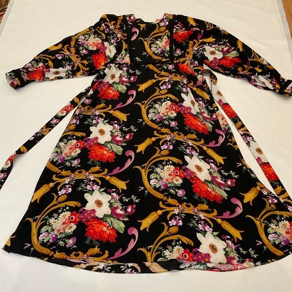 Floral Black Midi Dress - Picture 12 of 16